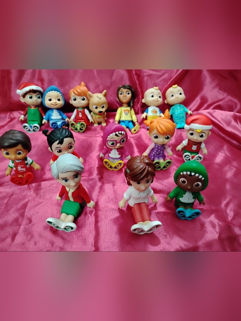 15 Moonbug Figures
